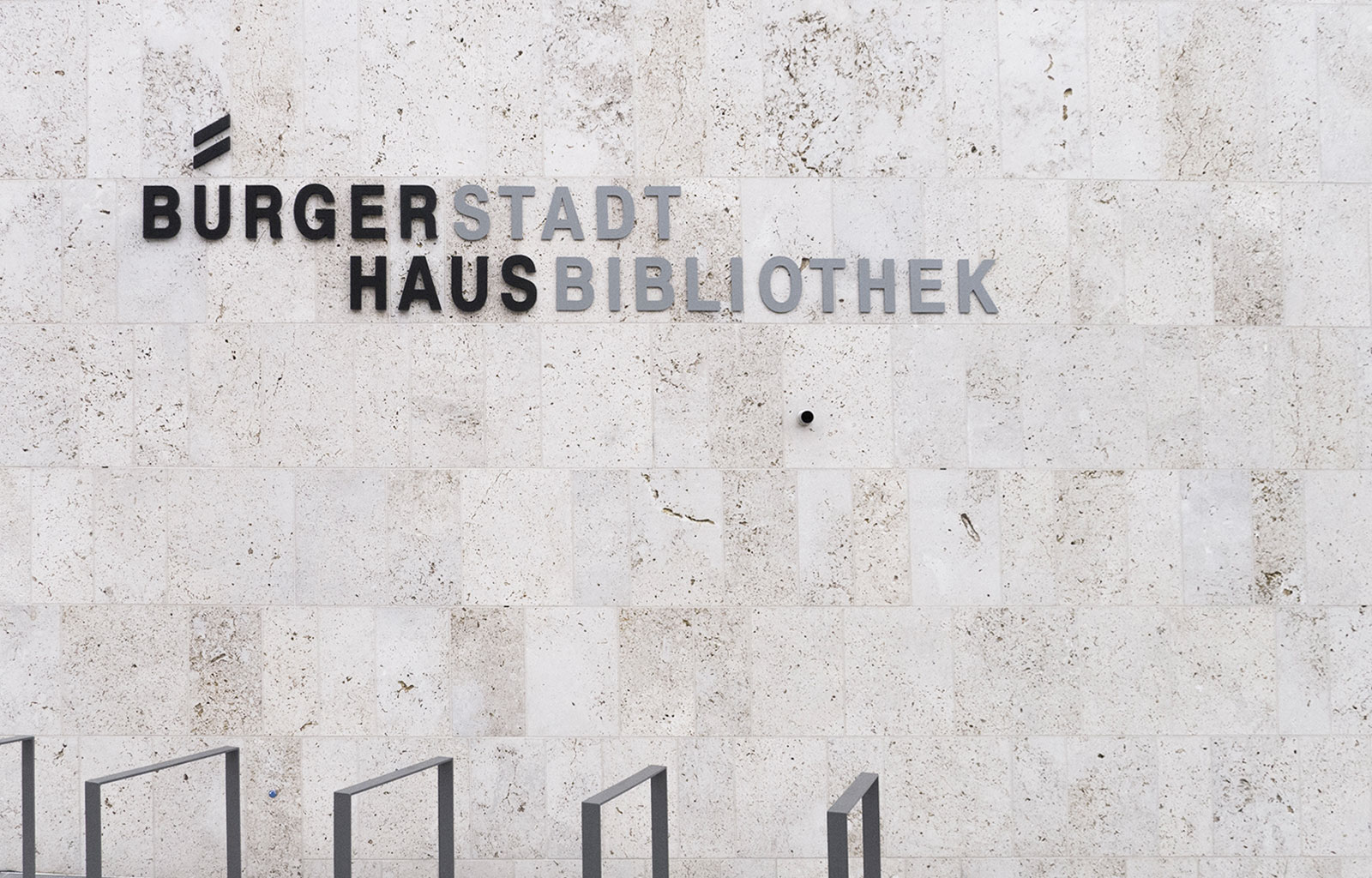 Bibliothek – NDHBIBO 13